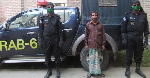 ঝিনাইদহে ভয়াবহ করোনা মহামারি আতঙ্কের মধ্যেও বসে নেই মাদক ব্যাবসা!