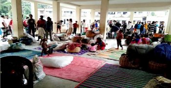 ঘূর্ণিঝড় আম্পান: আশ্রয়কেন্দ্রে ২৪ লাখ মানুষ