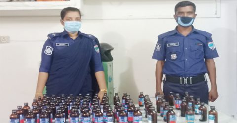 বেনাপোলে ভারতীয় ফেন্সিডিল ও একটি মোটরসাইকেল উদ্ধার: আসামী পলাতক