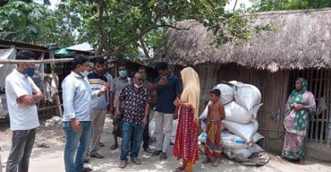 অভাব মাড়িয়ে এ বছরে এসএসসিতে জিপিএ ৫ প্রাপ্ত কালীগঞ্জে সেই ৩ মেধাবীর পরিবার দেখছে আশার আলো