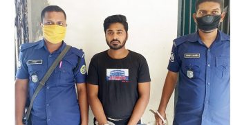 গৌরনদীতে যৌণ হয়রানির মামলায় বখাটে গ্রেফতার