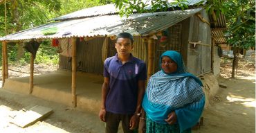 কালীগঞ্জে জিপিএ-৫ পেয়েও কলেজে ভর্তি নিয়ে শঙ্কায় জিহাদ