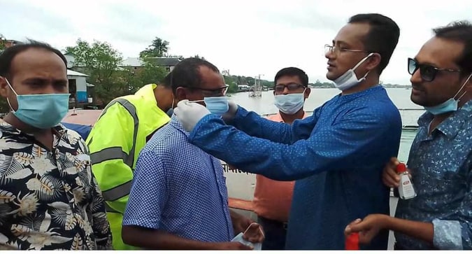 কলাপাড়ায় খাদ্য সহায়তায় জরুরী সেবা চালু