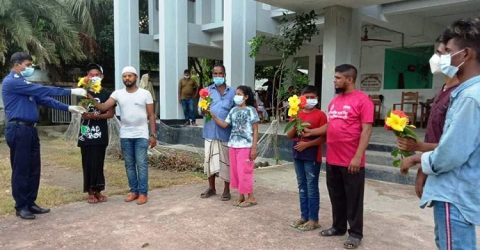 কুয়াকাটায় ৪ শিশু উদ্ধার, অবশেষে অভিভাবকের কাছে হস্তান্তর