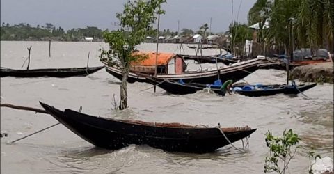 সুন্দরবন উপকুলে দুর্যোগপূর্ণ আবহাওয়া, মোংলা বন্দরে ৩ নম্বর সংকেত