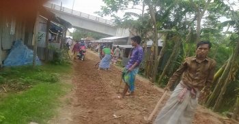কলাপাড়ায় জন দুর্ভোগের সেই রাস্তাটির সংস্কার কাজ শুরু