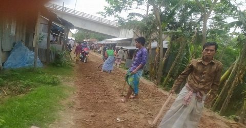 কলাপাড়ায় জন দুর্ভোগের সেই রাস্তাটির সংস্কার কাজ শুরু