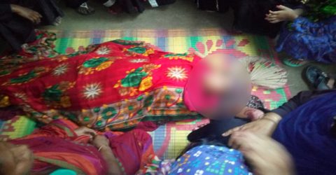 শৈলকুপায় বিদ্যুৎ স্পৃষ্টে গৃহবধূর মৃত্যু ॥ আহত ৪