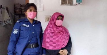 গাইবান্ধায় ভুয়া নারী পুলিশ আটক