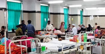 করোনাভাইরাস: আক্রান্তে চীনের কাছাকাছি বাংলাদেশ