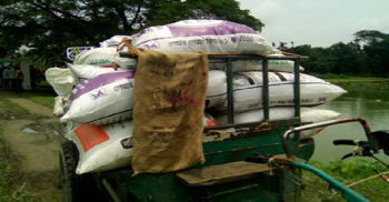 নেত্রকোনার কেন্দুয়া উপজেলায় ত্রাণের ৩৬ বস্তা চাল জব্দ করেছে পুলিশ