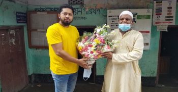 গোগনগর ইউপি চেয়ারম্যান নওশেদকে সৈকত মেম্বারের ফুলের শুভেচ্ছা