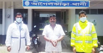 আগৈলঝাড়ায় ইয়াবাসহ মাদক ব্যবসায়ী গ্রেফতার