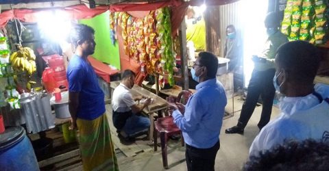 কুয়াকাটায় ভ্রাম্যমান আদালতে পর্যটকসহ ১৬ জনকে জরিমানা