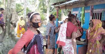 হিজড়াদের তান্ডবে করোনার দুর্যোগের মধ্যে অতিষ্ঠ গ্রামাঞ্চলের মানুষ