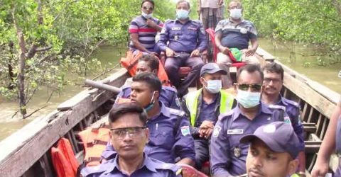 ওসি কেএম আজিজুল ইসলামের নেতৃত্বে সুন্দরবনে অপরাধ দমনে অভিযান শুরু