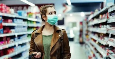 ইংল্যান্ডের দোকান ও সুপারমার্কেটে ২৪ জুলাই থেকে মাস্ক পরিধান বাধ্যতামূলক