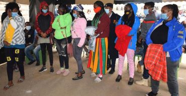 খদ্দেরকে মদ খাইয়ে সব লুটে নিলেন যৌনকর্মীরা!