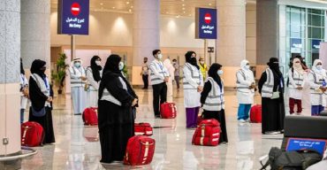 পবিত্র হজ পালন করতে হজযাত্রীদের প্রথম দল মক্কায়