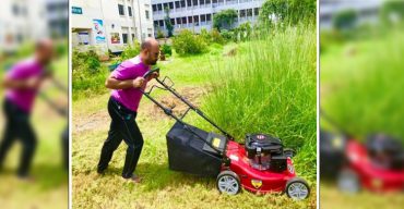 টিটিসির মাঠে গজিয়ে উঠা ঘাস নিধন