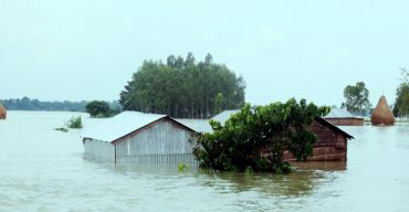 বন্যা পরিস্থিতি আরও অবনতির দিকে