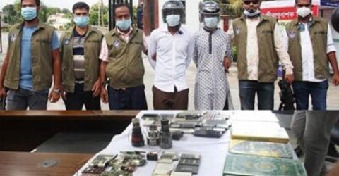 ঝিনাইদহে নিষিদ্ধ সংগঠন “আনসার আল ইসলাম’র দুই ‘জঙ্গির’ স্বীকারোক্তি প্রদাণ