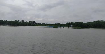 বাগেরহাটে জোয়ারের পানি ও ভারিবর্ষনে ৫০গ্রাম প্লাবিত