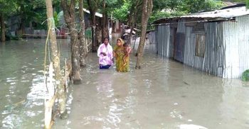 গলাচিপায় অমাবষ্যার জোয়োরে রামনাবাদ পাড়ের মানুষ পানিবন্দী