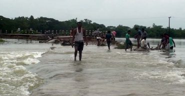 করোনা ও বন্যায় ১ কোটি ৭৫ লাখ মানুষ দরিদ্র হবে: সিপিডি