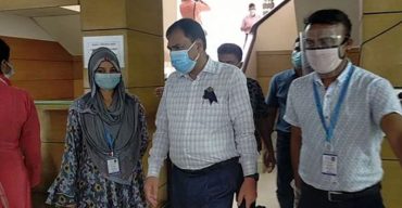 স্বাস্থ্যের সাবেক মহাপরিচালক আবুল কালাম দুদকে হাজির