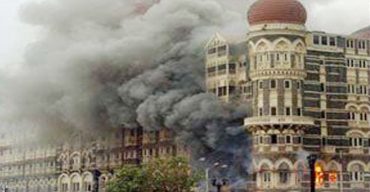 মুম্বাই হামলা: পাকিস্তানে হাফিজ সাঈদের তিন সহযোগীর কারাদণ্ড