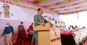 বিল বোর্ড নয়, ‘দিল বোর্ড’ তৈরি করুন: মেয়র আতিকুল ইসলাম