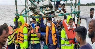 গলাচিপার আগুনমুখায় নিখোঁজ পাঁচ যাত্রীর সন্ধান মেলেনি