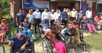 ঝিনাইদহে প্রতিবন্ধীদের মাঝে স্বাস্থ্য সহায়ক উপকরণ বিতরণ