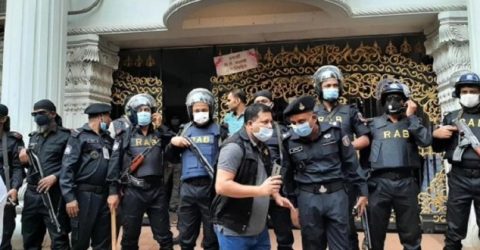 হঠাৎ হাজী সেলিমের বাসায় র‍্যাব, চলছে অভিযান