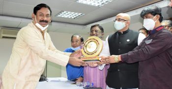 বঙ্গবন্ধু একাডেমি সম্মাননা পেলেন লায়ন গনি মিয়া বাবুল
