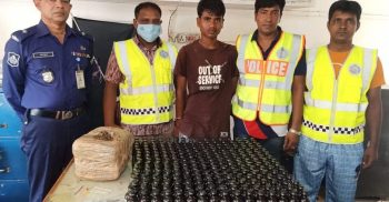 বেনাপোলে পুলিশের অভিযান ফেন্সিডিল ও গাঁজাসহ গ্রেফতার-১