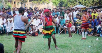 শৈলকুপায় অনুষ্ঠিত হয়ে গেল গ্রাম বাংলার ঐহিত্যবাহী লাঠিখেলা