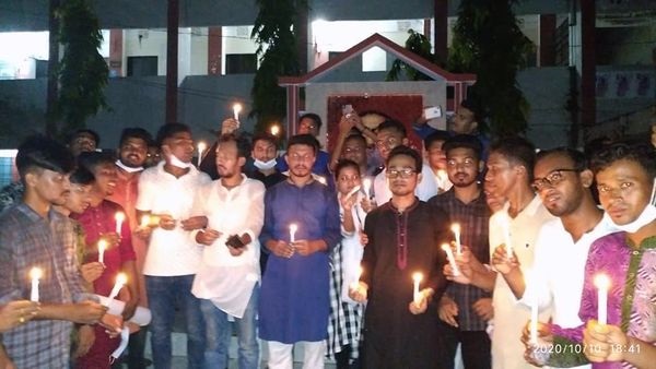 মোমবাতির আলোক প্রজ্জ্বলন করে দশমিনায় মৌন মিছিল