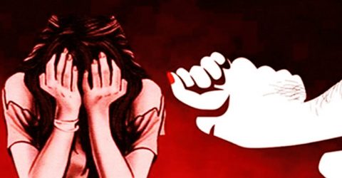ফেনীর দাগনভূঞায় বিস্কুটের লোভ দেখিয়ে মাদ্রাসা ছাত্রীকে ধর্ষণ চেষ্টা