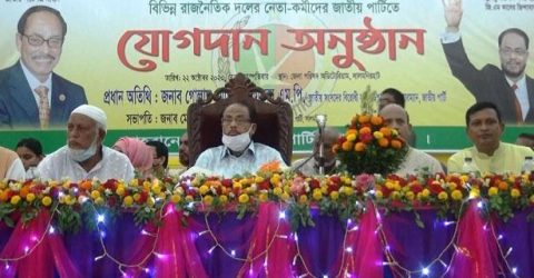 নিত্যপণ্যের বাজার বাজার নিয়ন্ত্রণে সরকার ব্যর্থ: জিএম কাদের