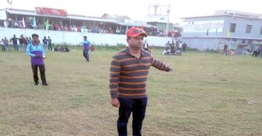 কলাপাড়ায় টি-২০ ক্রিকেট টুর্নামেন্টের আম্পায়ারের দায়িত্বে উপজেলা নির্বাহী কর্মকর্তা