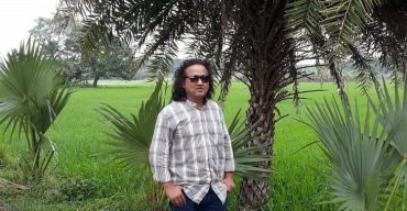 জগতে মানুষ বড় জটিল, তবুও অনুশোচনা নয়