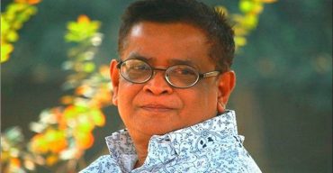 নন্দিত লেখক হুমায়ূন আহমেদের ৭২ তম জন্মদিন আজ