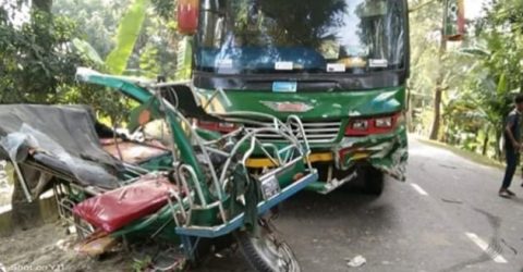 গলাচিপায় সড়কে কেড়ে নিলো কিশোরের প্রাণ