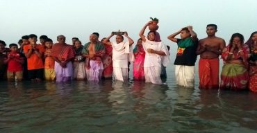 নিরবিচ্ছন্ন নিরাপত্তার মধ্য দিয়ে কুয়াকাটায় গঙ্গা স্নান সম্পন্ন