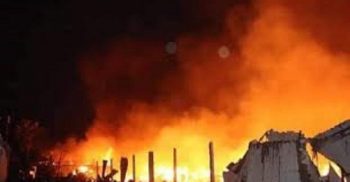 রাজধানীর ডেমরার আগুন ১০ ঘণ্টার চেষ্টায় নিয়ন্ত্রণে