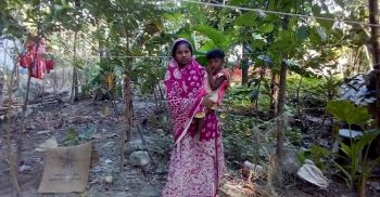 গলাচিপায় এক সন্তানের জননীর অসহায় বসবাস