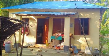 গলাচিপায় ত্রাণের ঘর কোটিপতির দখলে