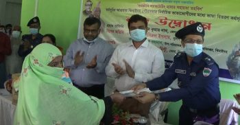 ঝিনাইদহে কর্মজীবী ল্যাকটেটিং মাদার সহায়তা ভাতা বিতরণ
